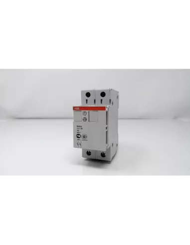 Abb e932//32 2p Sicherungshalter-Trennschalter 2 Module EA 203 8