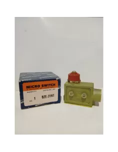 Honeywell bze-3ynt enclosed basic switch 5a 250vac, 1//2